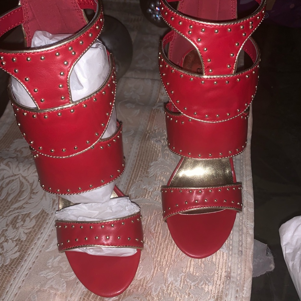 High heels - Picture 3 of 5